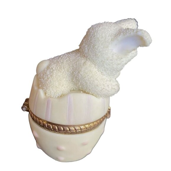 Dept. 56 Snowbunnies "Sunny Side Up" Hinged Trinket Box Figurine - Picture 3 of 10